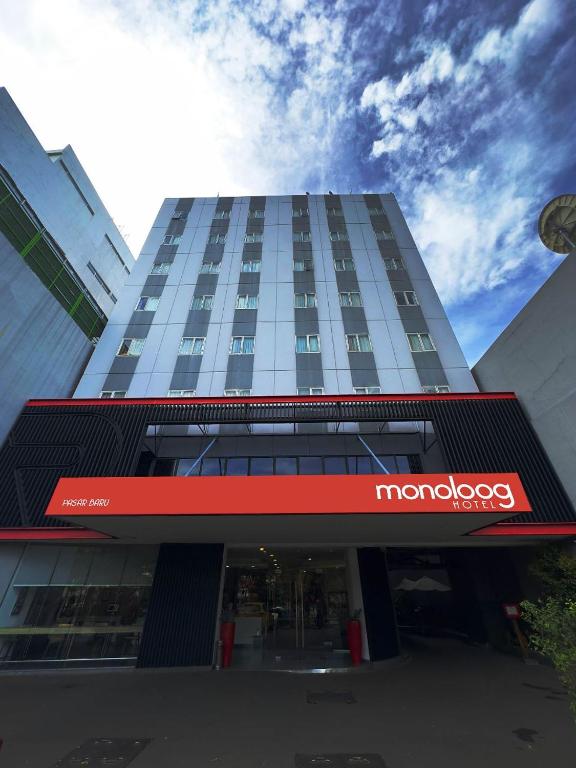 Monoloog Hotel Makassar - Makassar
