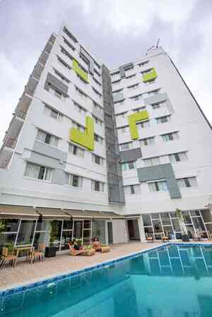 Whiz Prime Hasanuddin Makassar - Makassar