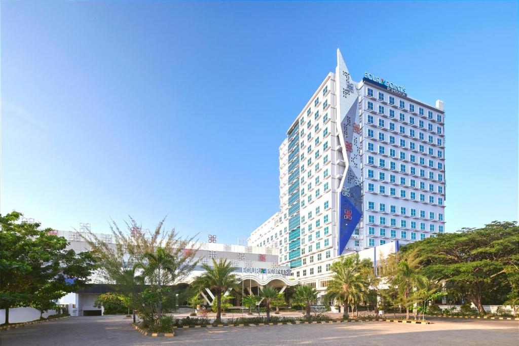Four Points by Sheraton Makassar - Makassar