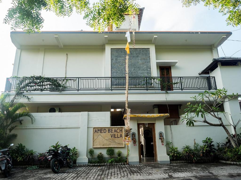 Amed Beach Villa - Amed